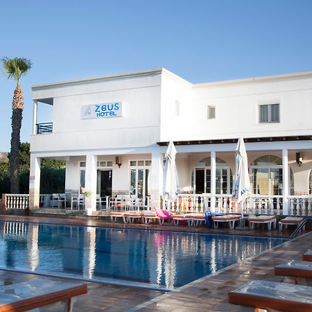 Zeus Hotel Kéfalos Exterior foto